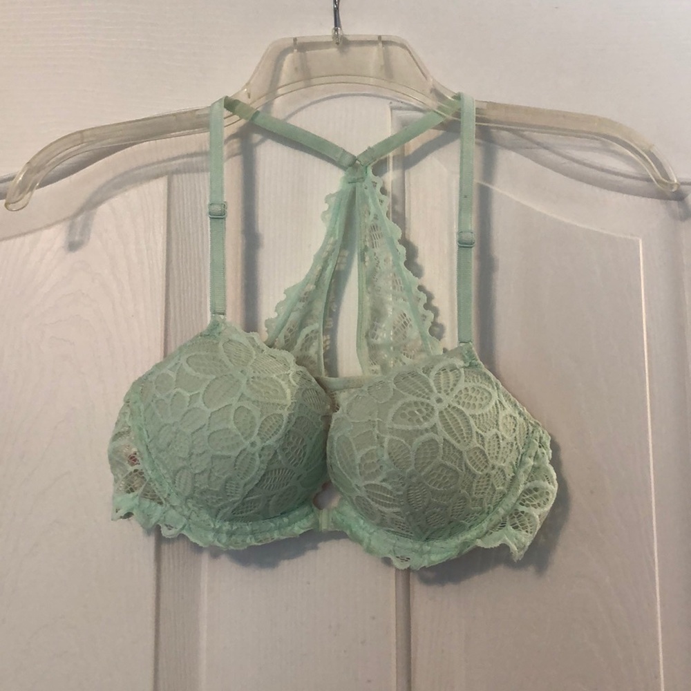 NWOT Victoria’s Secret Pink Date racerback bra